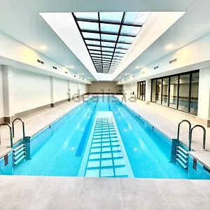 Estudios Homer Y Con Piscina Olimpica Climatizada, Exterior,gimnasio, Coworking, Netflix Y Wifi Gratis , San Sebastián de los Reyes España